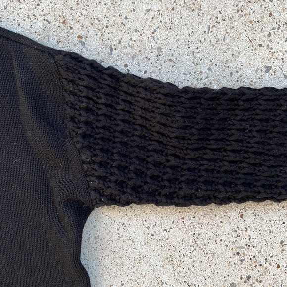 Alice + Olivia Black Wool Mixed Stitch Crew Neck Pullover Sweater Size Medium - Picture 9 of 13